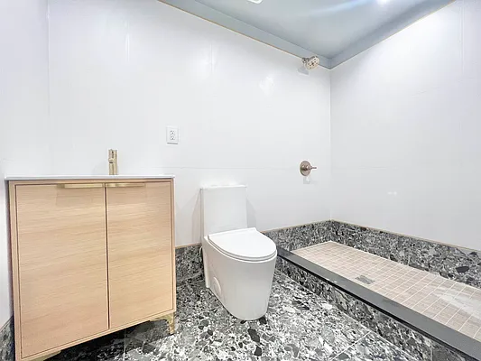 Rented by Doorway NYC, LLC | media 30