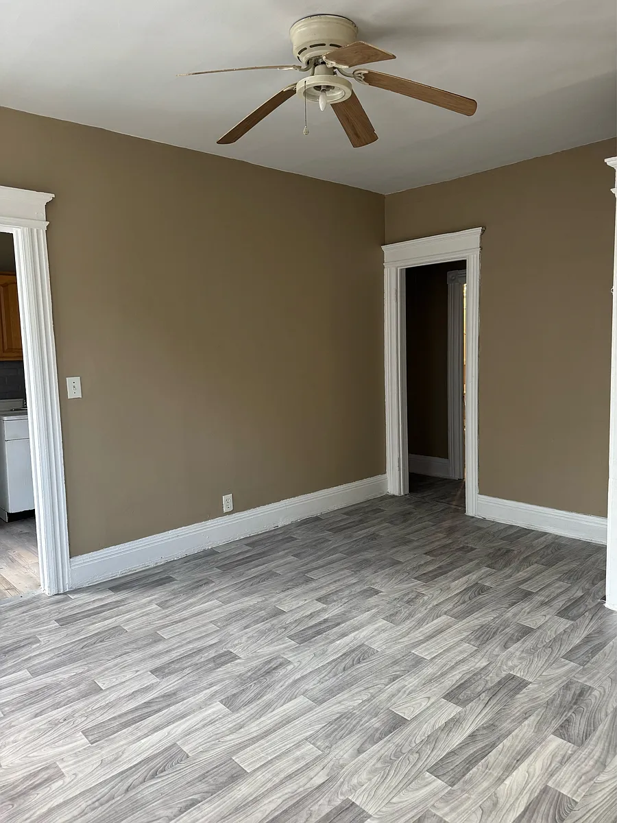 Building Photo - 11 Noyes St #4