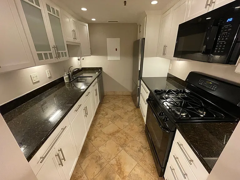 71 Fulkerson St #102 — Photo 9