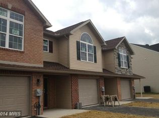 1218 Emilys Ct, Greencastle, PA 17225