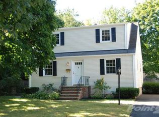 380 Ponfield Pl, Ridgewood, NJ 07450