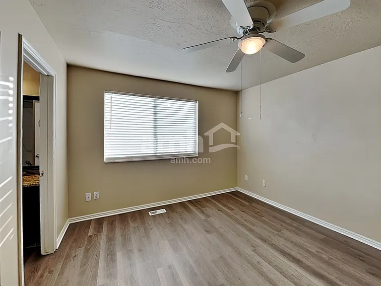 2964 S Fetzer Dr — Photo 9