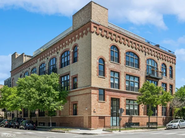 1050 W Hubbard St APT 2E, Chicago, IL 60642