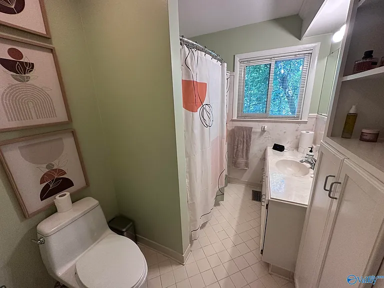 2210 Briarcliff Rd SE — Photo 10