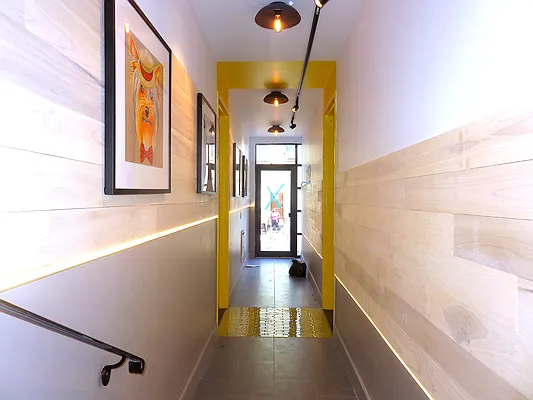 Rented by Rennit Inc. | media 31