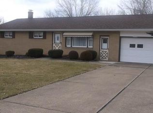 4714 Hurless Dr SW, Canton, OH 44706