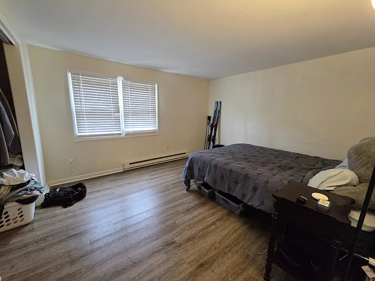 213 Grantwood Dr — Photo 8