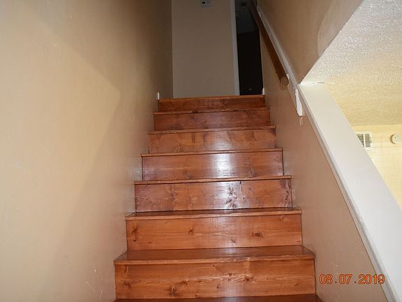 5th image of 136 Cheri Ln