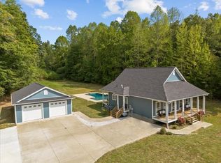 5888 Poplar Grove Rd, Mc Ewen, TN 37101