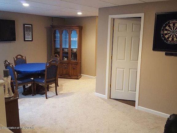 3rd image of 6835 Castleton Dr Unit 42