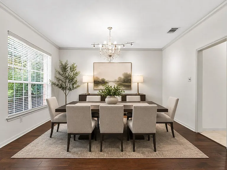 10329 Kilmarnock Dr — Photo 5