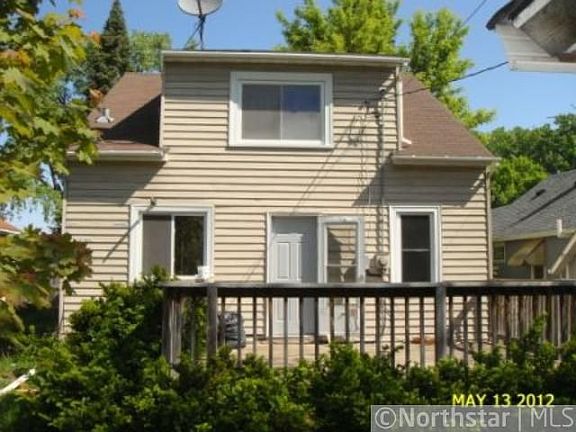3rd image of 1436 Margaret St