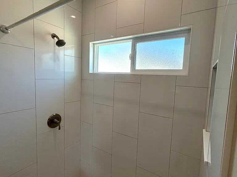 238 N Drexel Ave — Photo 11