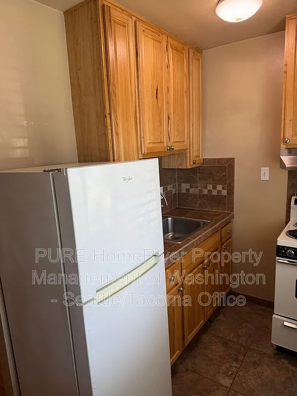 1 bed, 1.0 bath, 600 sqft, $1,245 — Photo 3