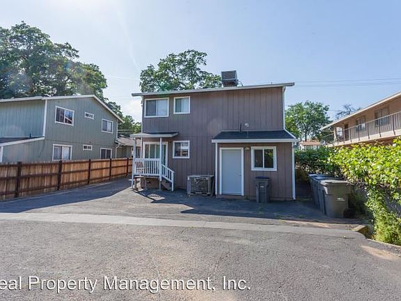 2nd image of 1827 Shasta St APT 1
