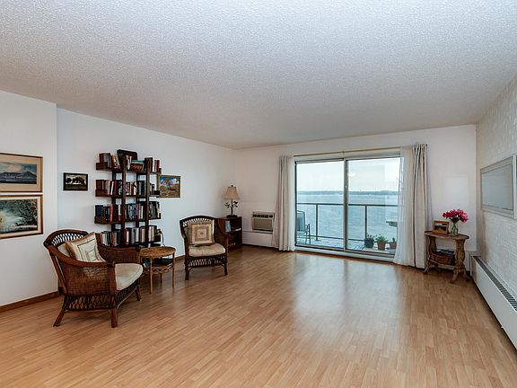 4th image of 3100 Lake Mendota Dr APT 602