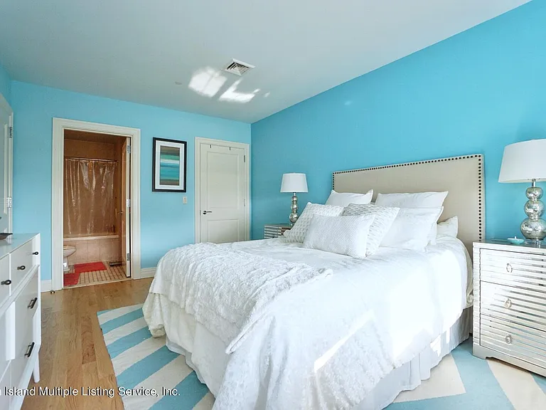 155 Bay St #2C — Photo 32