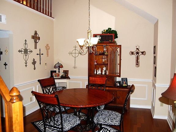 Formal dining room