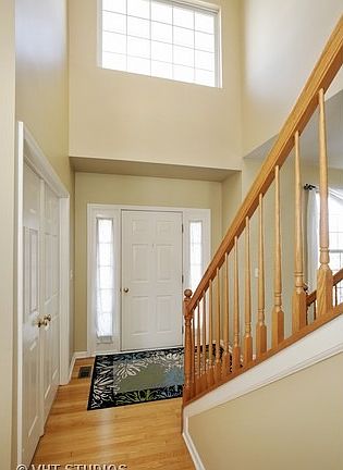 2nd image of 5526 Waterbury Pl