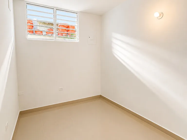 1602 Avenida Parana Urb El Paraiso #4 — Photo 6
