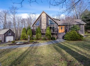 891 Mountainview Dr, Oakland, MD