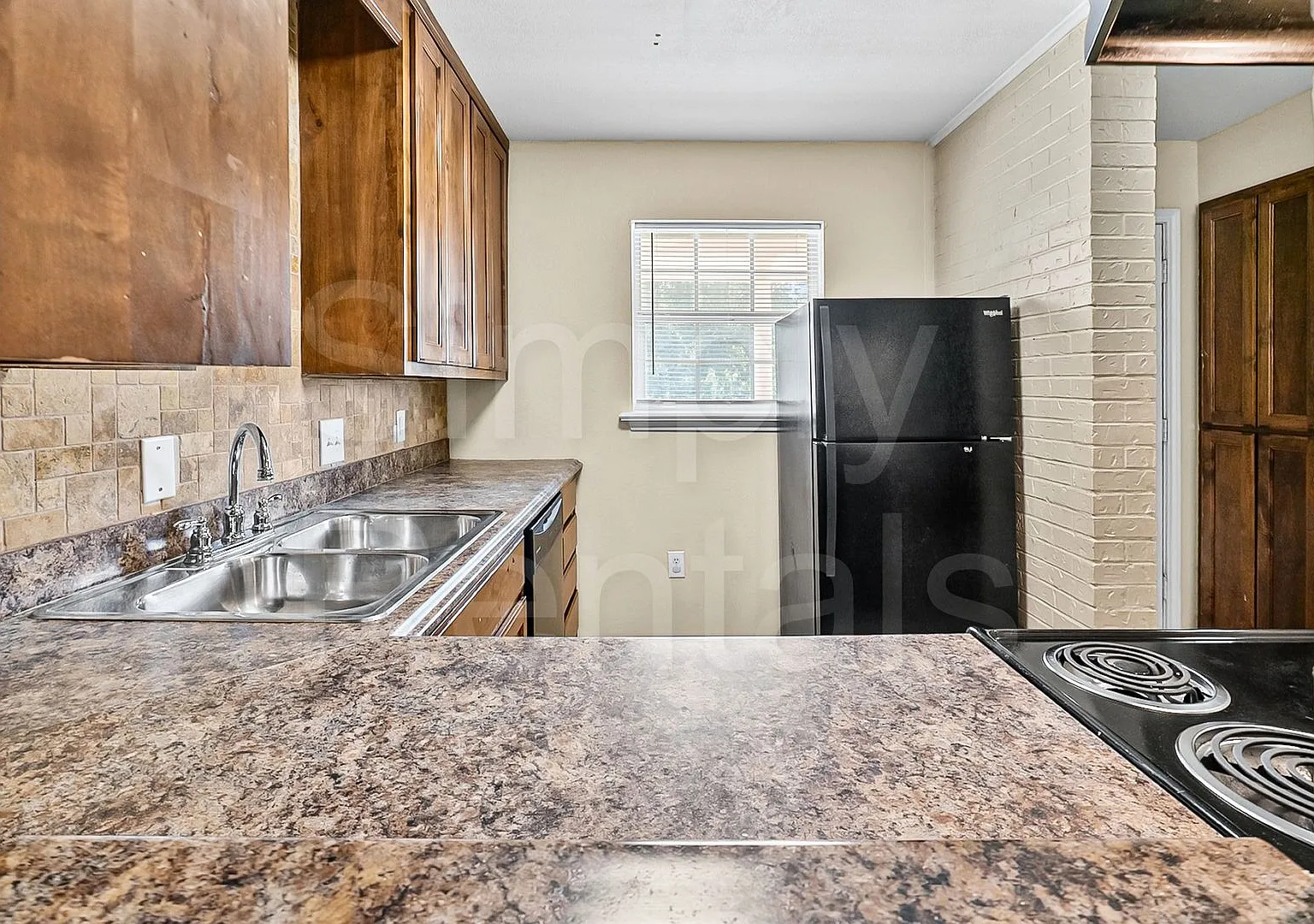 1220 Texas Street — Photo 4