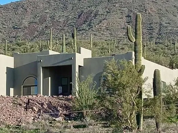 1825 E Honda Bow Road, New River, AZ 85087