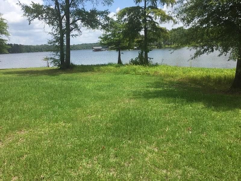 2nd image of 115 Cypress Cv