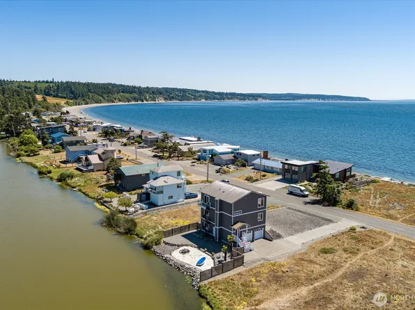 168 Keystone Avenue, Coupeville, WA 98239