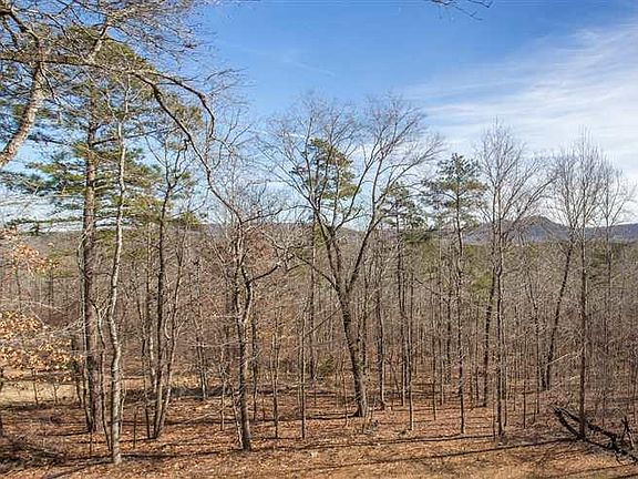 3rd image of 945 Mountain View Dr