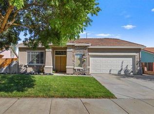 1127 Duck Blind Cir, Newman, CA