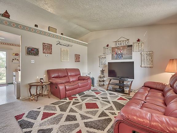 4th image of 3025 Laurence Ct
