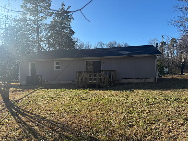 205 Cedar Forest Ln — Photo 19