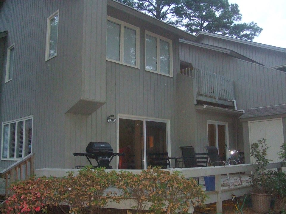 2nd image of 20 Island Creek Ln