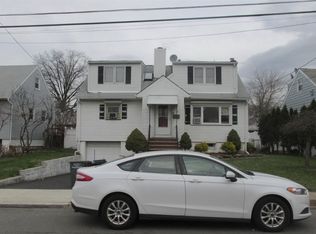 34 Dyer Ave, South Hackensack, NJ 07606