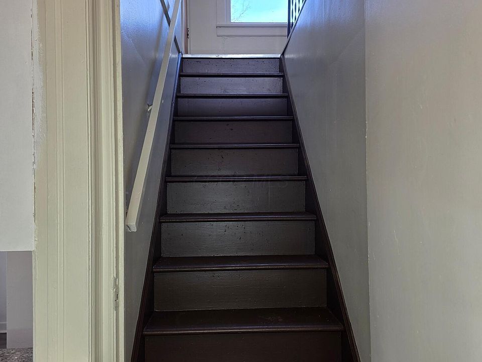 1st image of 2569 Lexington Ave
