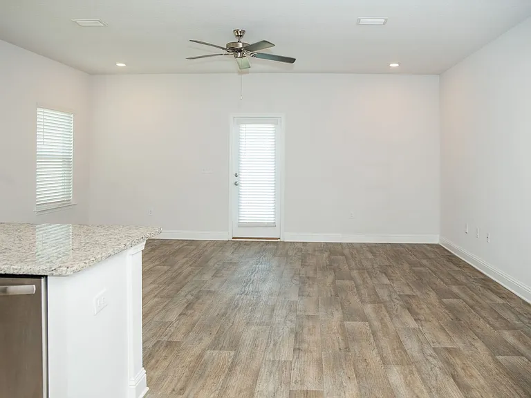 25806 Pollard Rd #37 — Photo 9