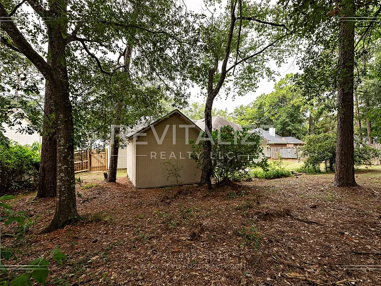 105 Ventura Cir — Photo 67