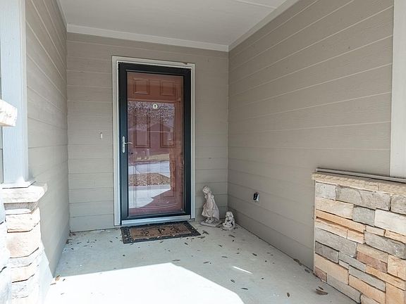 5th image of 421 W Cumberland Rd APT 1402