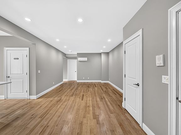 5th image of 14 Church St #2D
