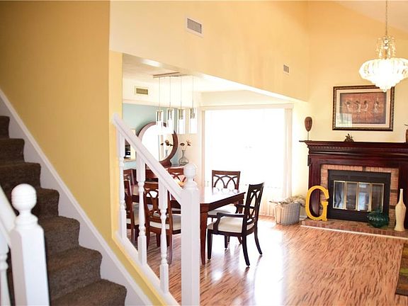 5th image of 7535 Pennycroft Dr