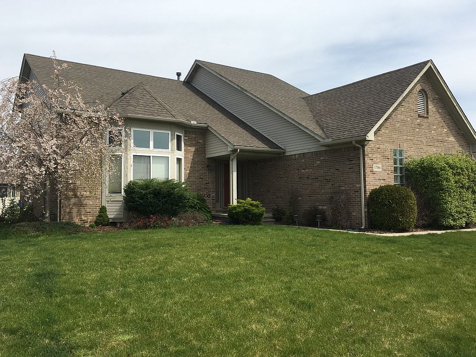 1st image of 17586 Begonia Dr
