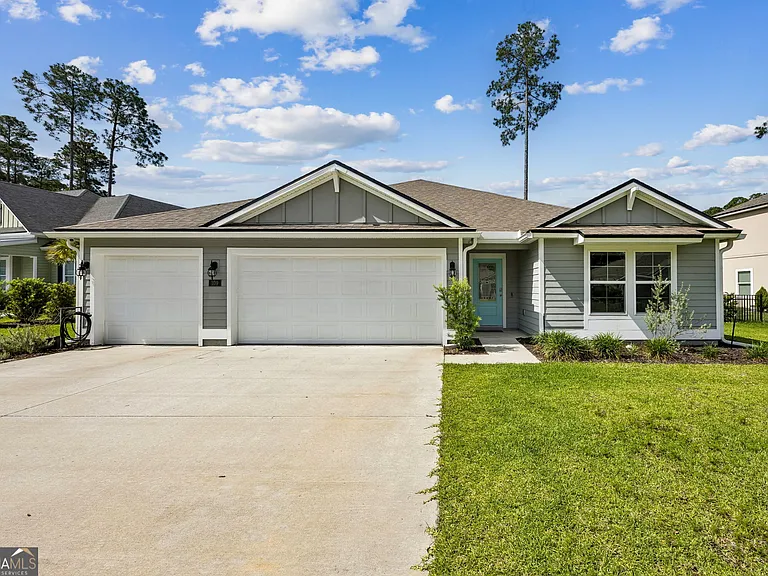 109 Angler Ln — Photo 1