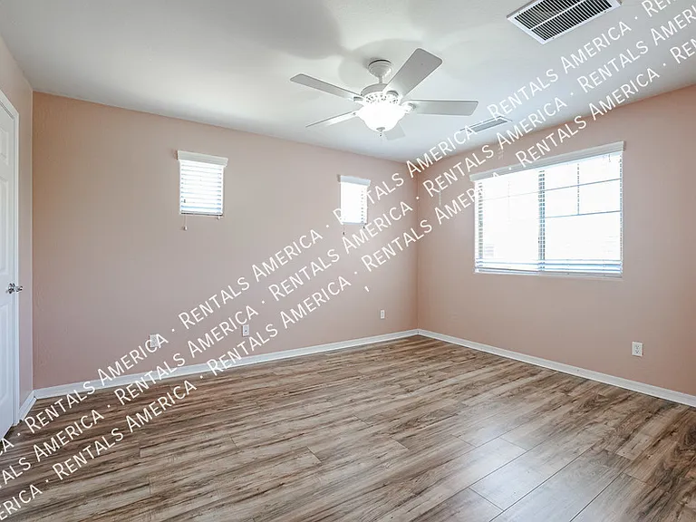 2127 W Monte Cristo Ave — Photo 21