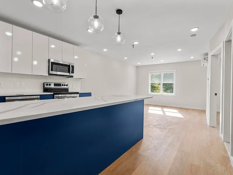 A55 Tunxis Ave #106 — Photo 19