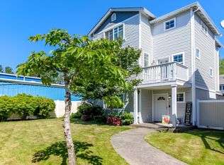 11214 3rd Ave E, Tacoma, WA
