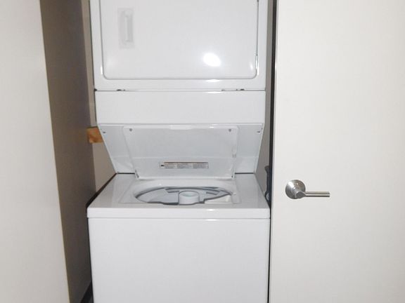 5th image of 625 McGrath Hwy #362