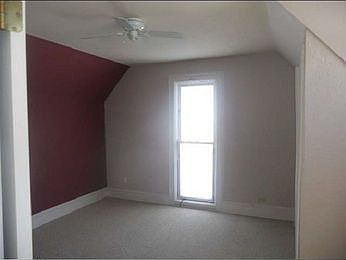 5th image of 330 E Mitchell St