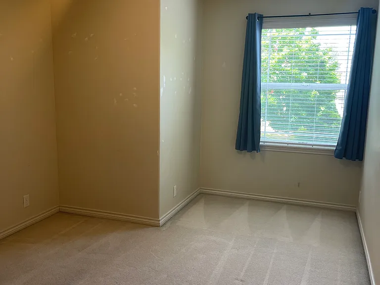 13432 NW Hartford St — Photo 9