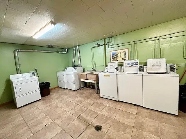 2500 Pheasant Ridge Trl #23 — Photo 7